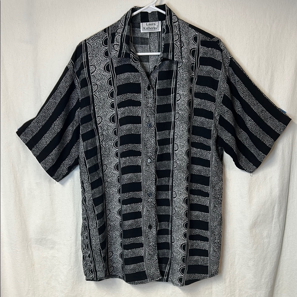 Laura Katherine Women’s Blouse Size 18W Black/White Print Button Front